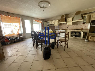 Maison - 168 m² - 6 pièces