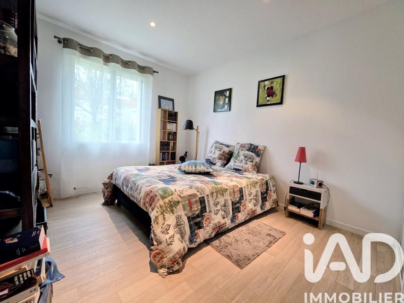 Maison - 98 m² - 5 pièces