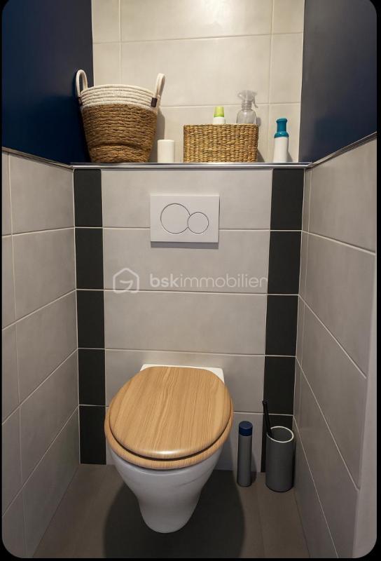 Maison traditionnelle - 120 m² - 6 pièces