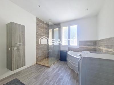 Maison - 97 m² - 6 pièces