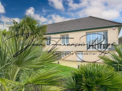 Maison - 141 m² - 6 pièces