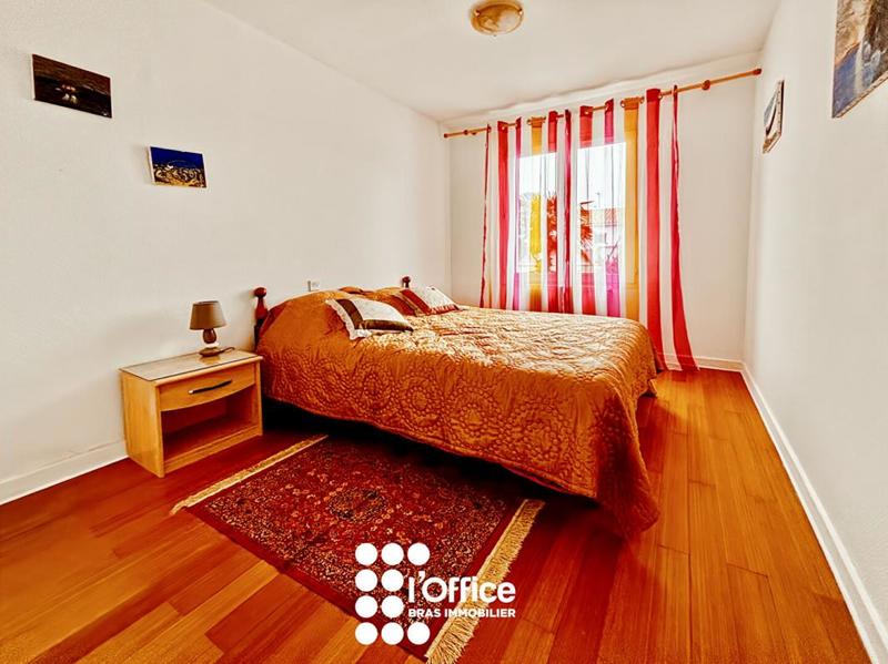 Maison - 184 m² - 6 pièces