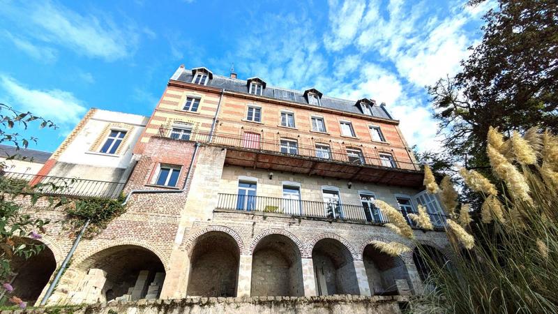 Appartement - 100 m² - 4 pièces