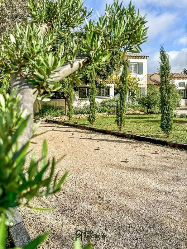 Maison - 175 m² - 5 pièces