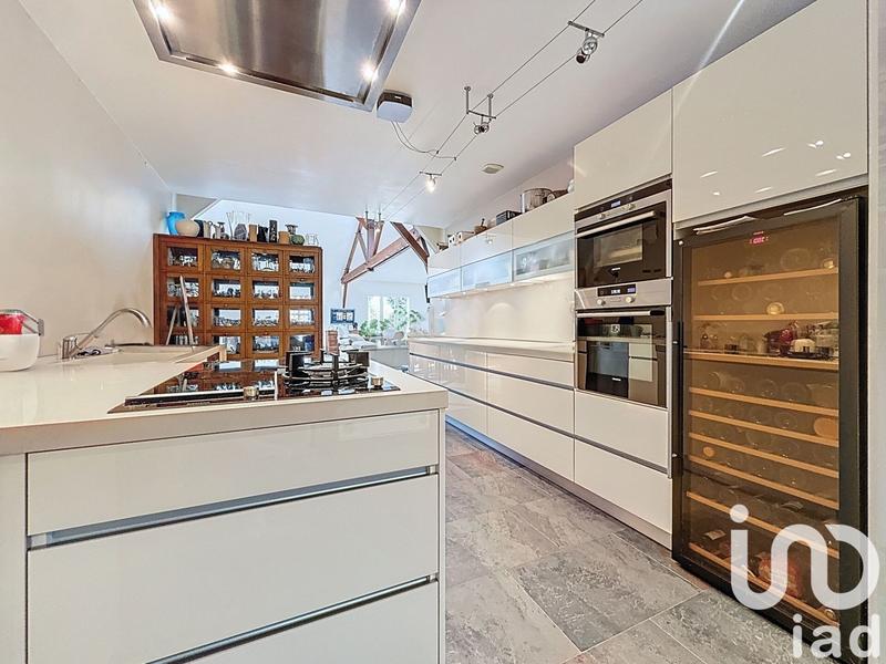 Maison - 159 m² - 6 pièces