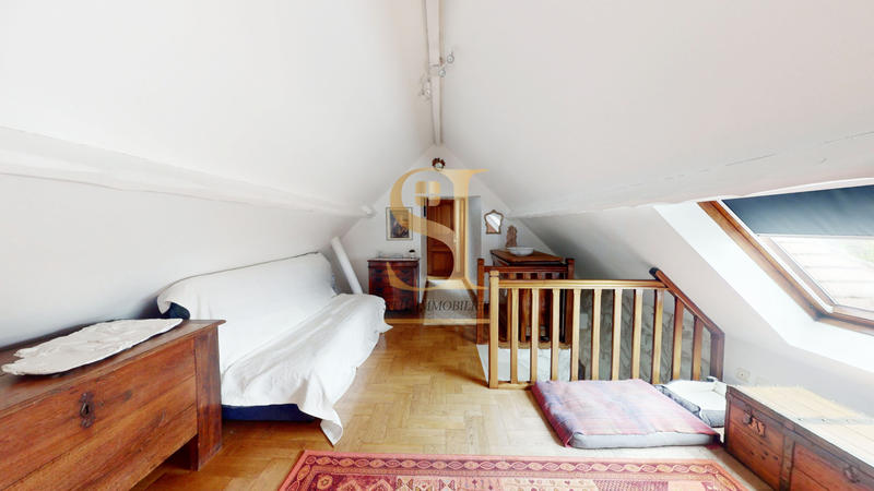 Maison - 228 m² - 7 pièces