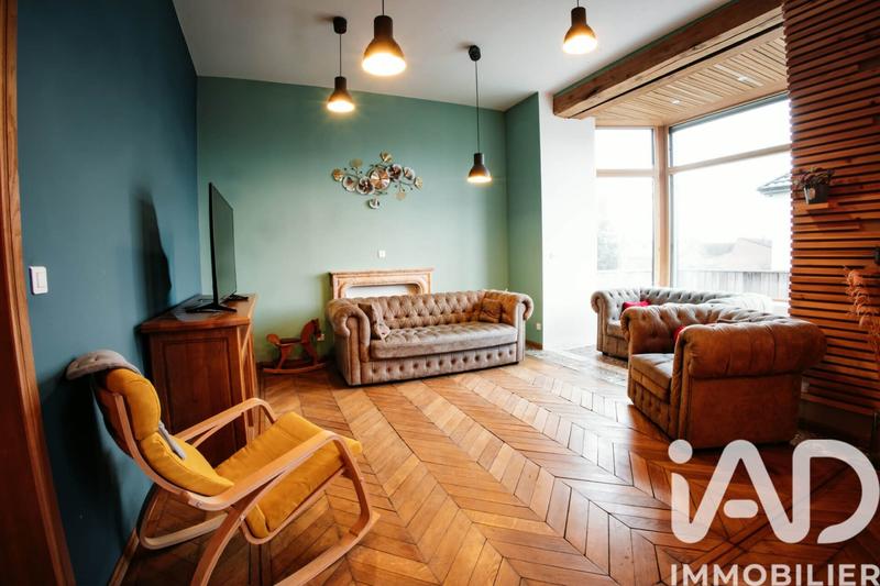 Maison - 342 m² - 15 pièces