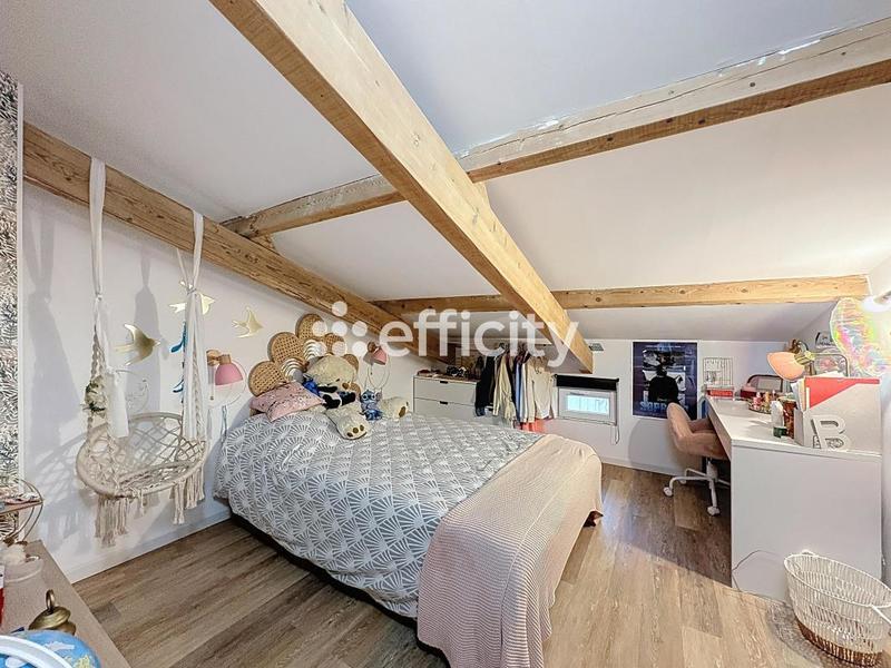 Maison - 146 m² - 6 pièces