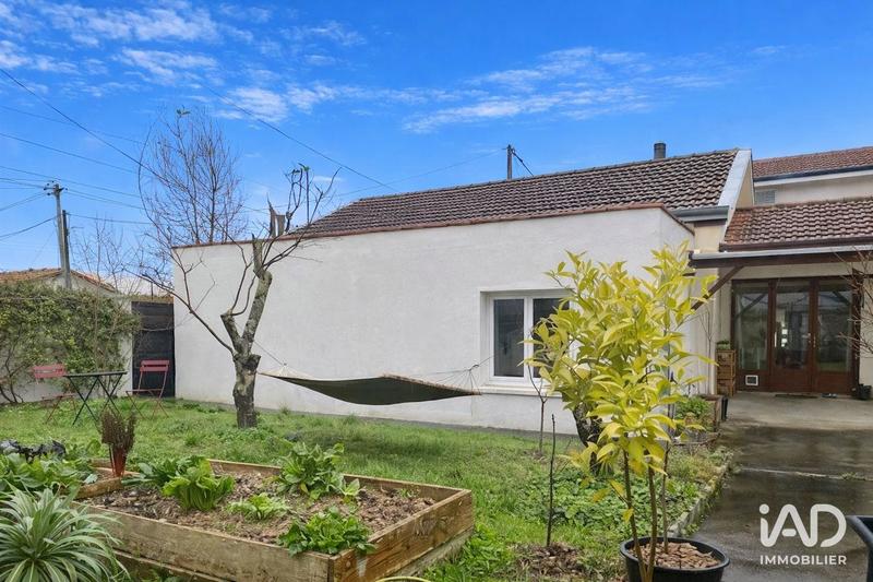 Maison - 90 m² - 4 pièces