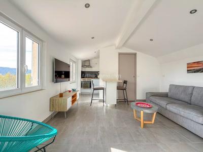 Appartement - 30 m² - 2 pièces