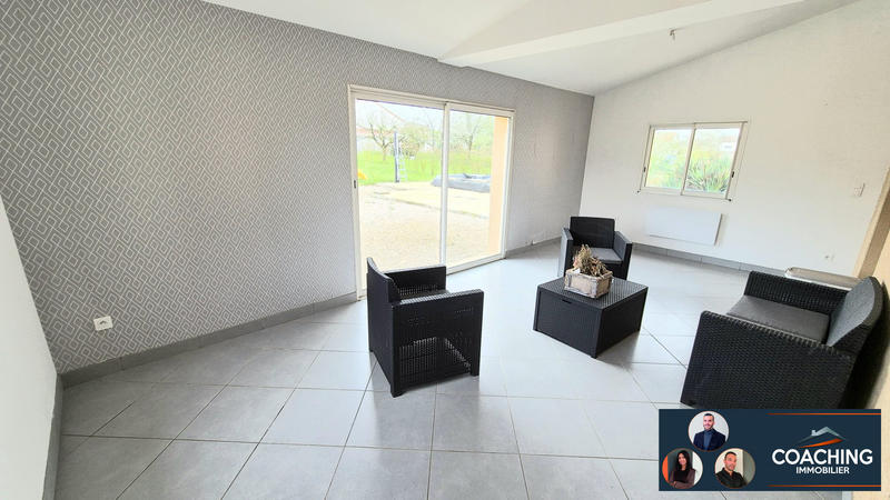 Maison - 182 m² - 10 pièces