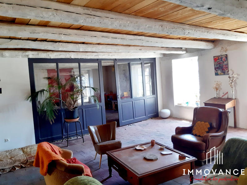 Immeuble - 1 272 m²