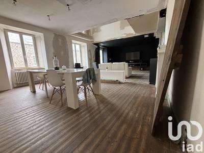 Maison de ville - 235 m² - 7 pièces