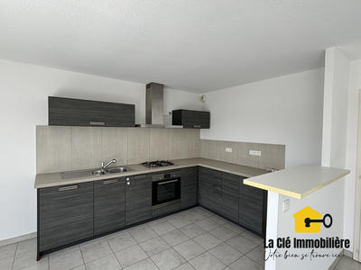 Appartement - 93 m² - 5 pièces