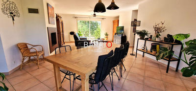 Maison - 144 m² - 5 pièces