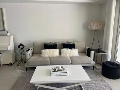 Appartement - 78 m² - 3 pièces