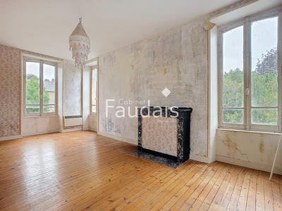 Maison - 110 m² - 5 pièces