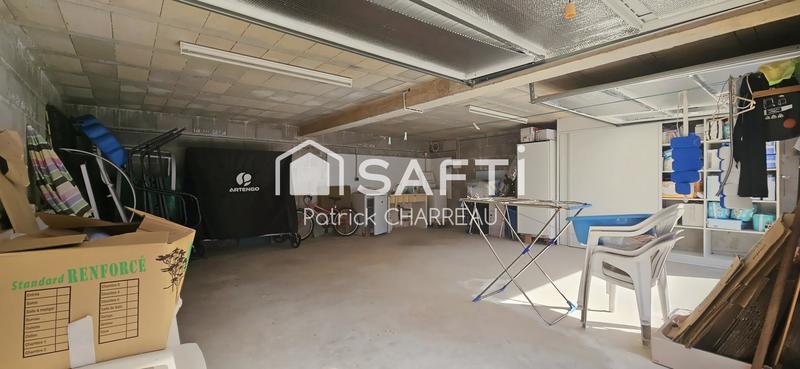 Maison - 236 m² - 11 pièces