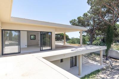 Villa - 488 m² - 8 pièces