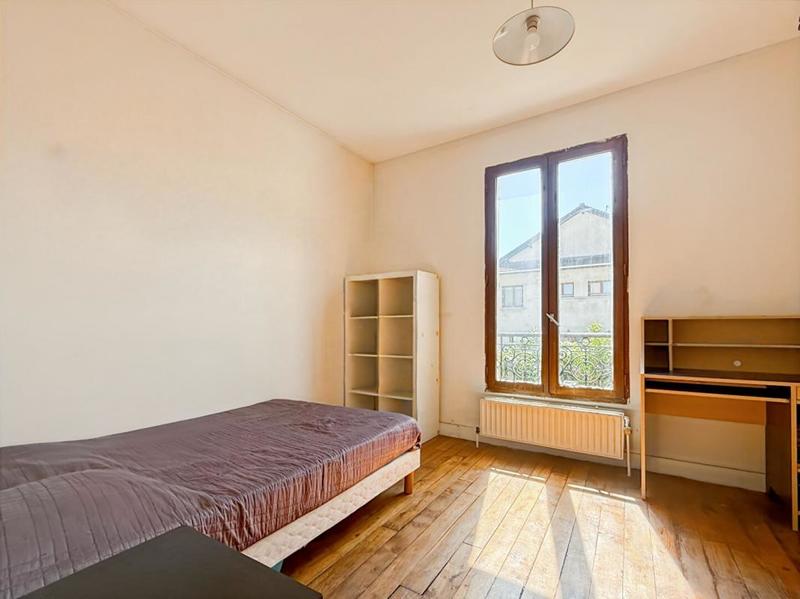 Maison - 231 m² - 8 pièces