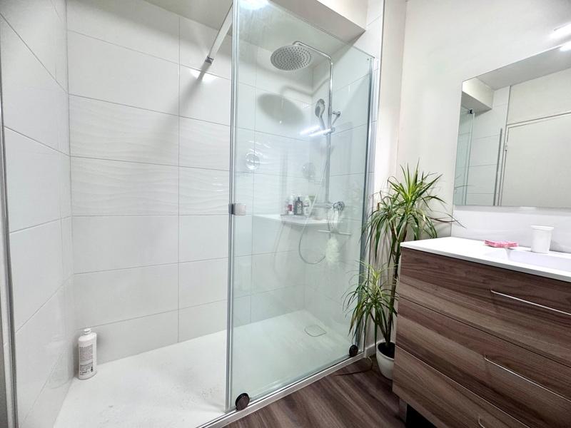 Appartement - 76 m² - 3 pièces