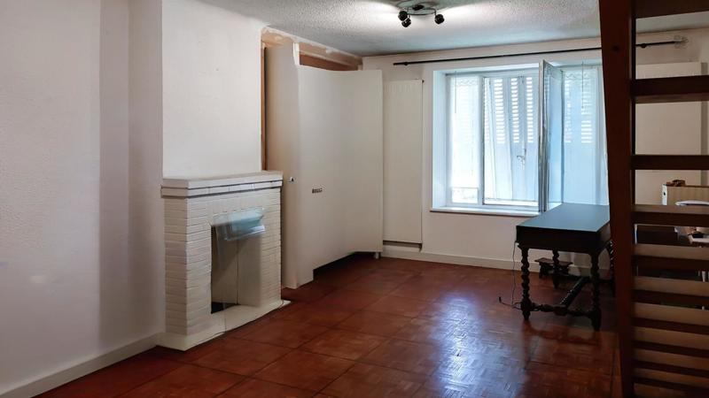 Maison - 331 m² - 10 pièces