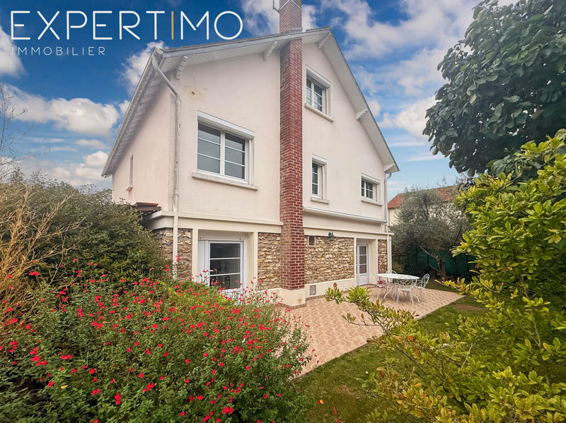 Maison - 106 m² - 6 pièces