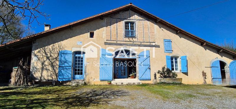 Maison - 364 m² - 7 pièces