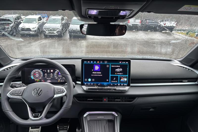 Volkswagen t-Roc Etsi 150 Dsg7 R-Line