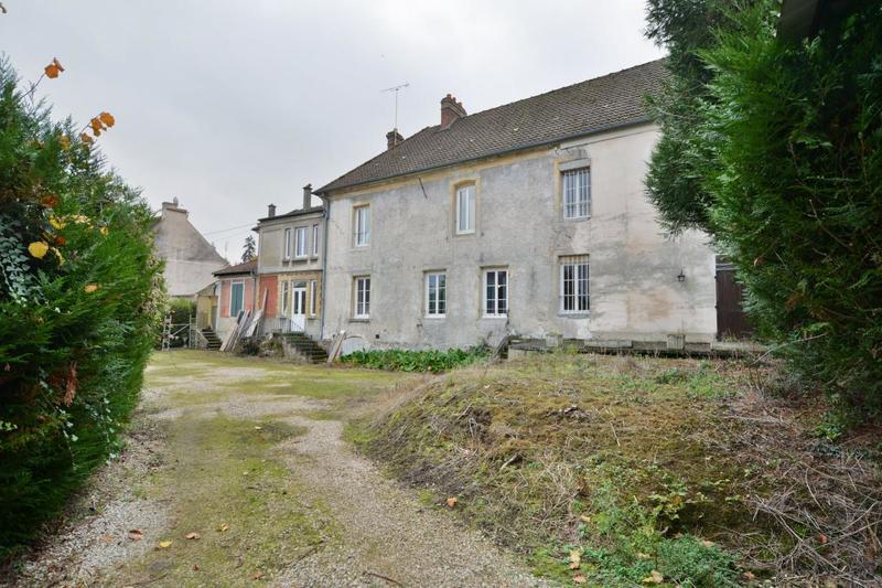 Propriété - 382 m² - 11 pièces