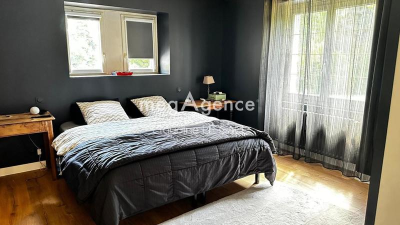 Maison - 200 m² - 7 pièces