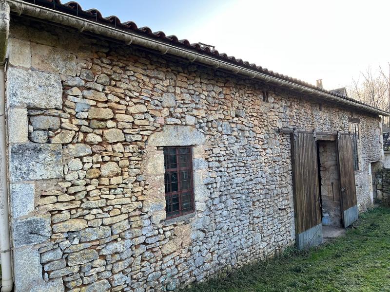 Maison en pierre - 173 m² - 6 pièces