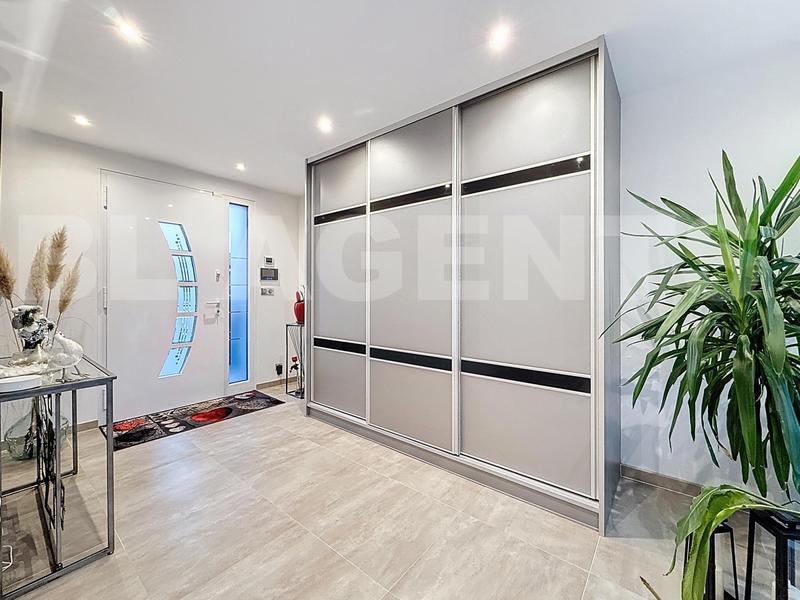 Maison de village - 187 m² - 6 pièces