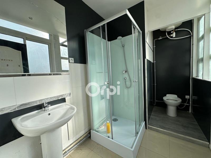 Studio - 129 m² - 7 pièces