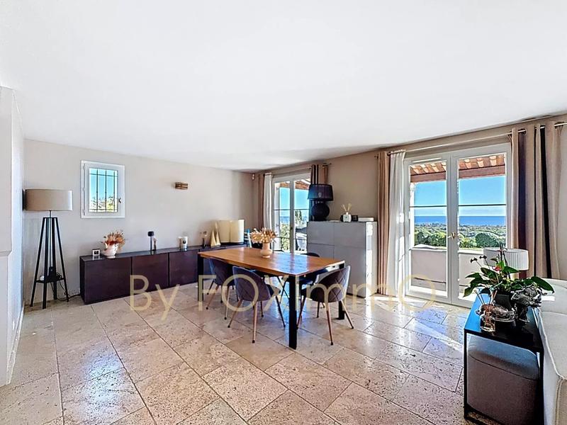 Villa - 130 m² - 5 pièces