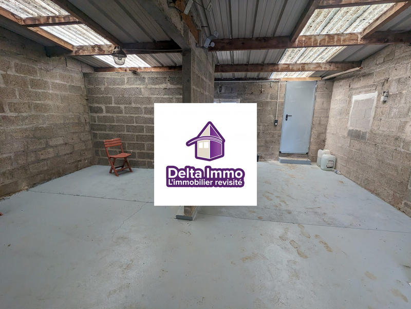 Parking / Garage - 65 m²