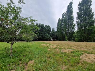 Terrain de loisirs - 5 495 m²