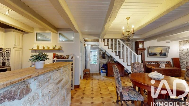 Maison - 100 m² - 5 pièces