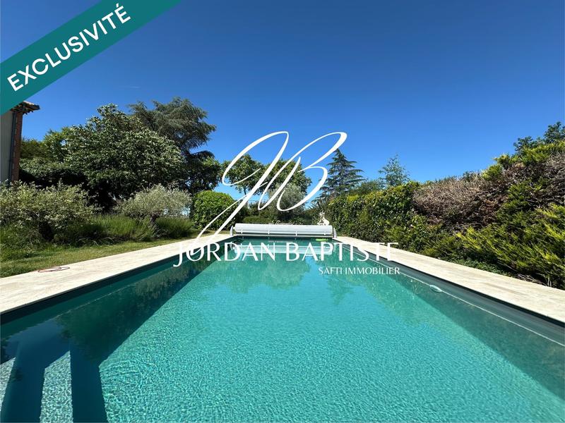 Maison - 250 m² - 12 pièces