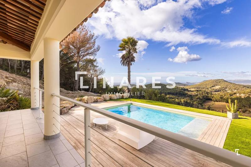 Maison - 168 m² - 5 pièces