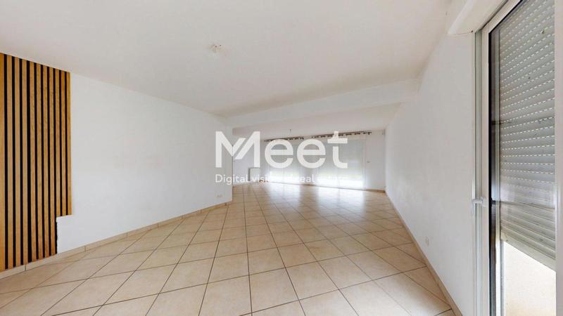 Maison - 196 m² - 6 pièces