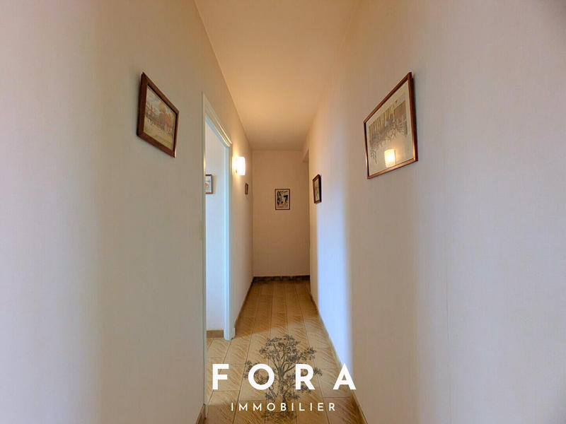 Maison - 190 m² - 6 pièces