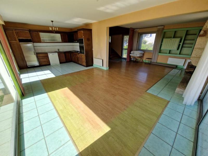 Maison - 121 m² - 5 pièces