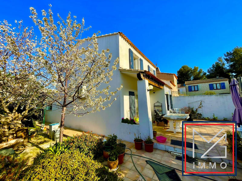 Maison - 110 m² - 4 pièces