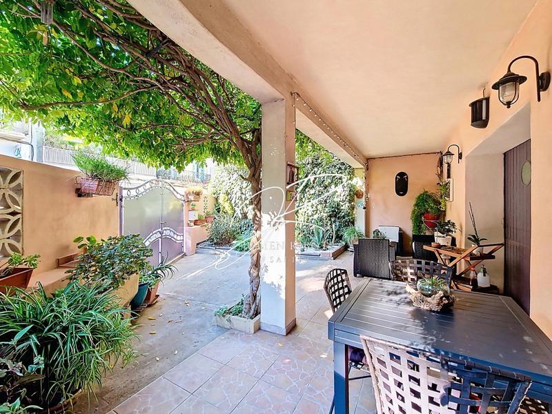 Maison - 186 m² - 6 pièces