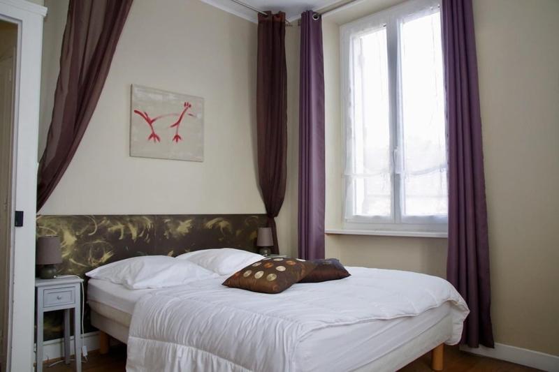 Maison - 340 m² - 14 pièces