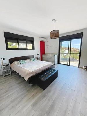 Maison - 128 m² - 4 pièces