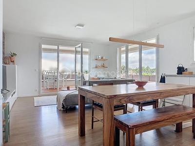 Appartement - 81 m² - 4 pièces