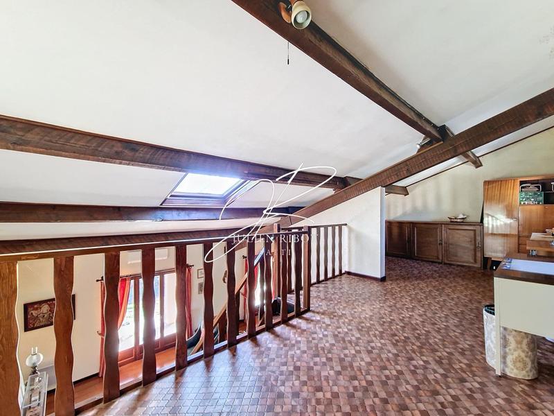 Maison - 139 m² - 5 pièces