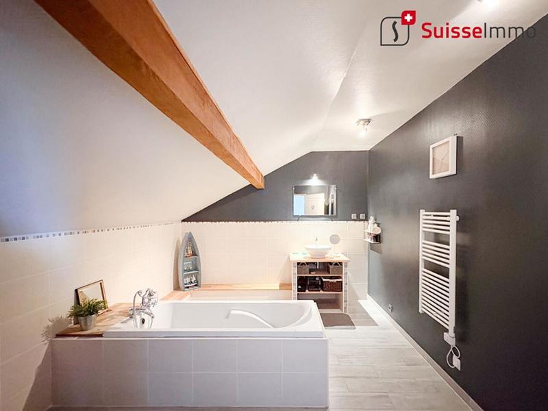 Maison - 166 m² - 6 pièces